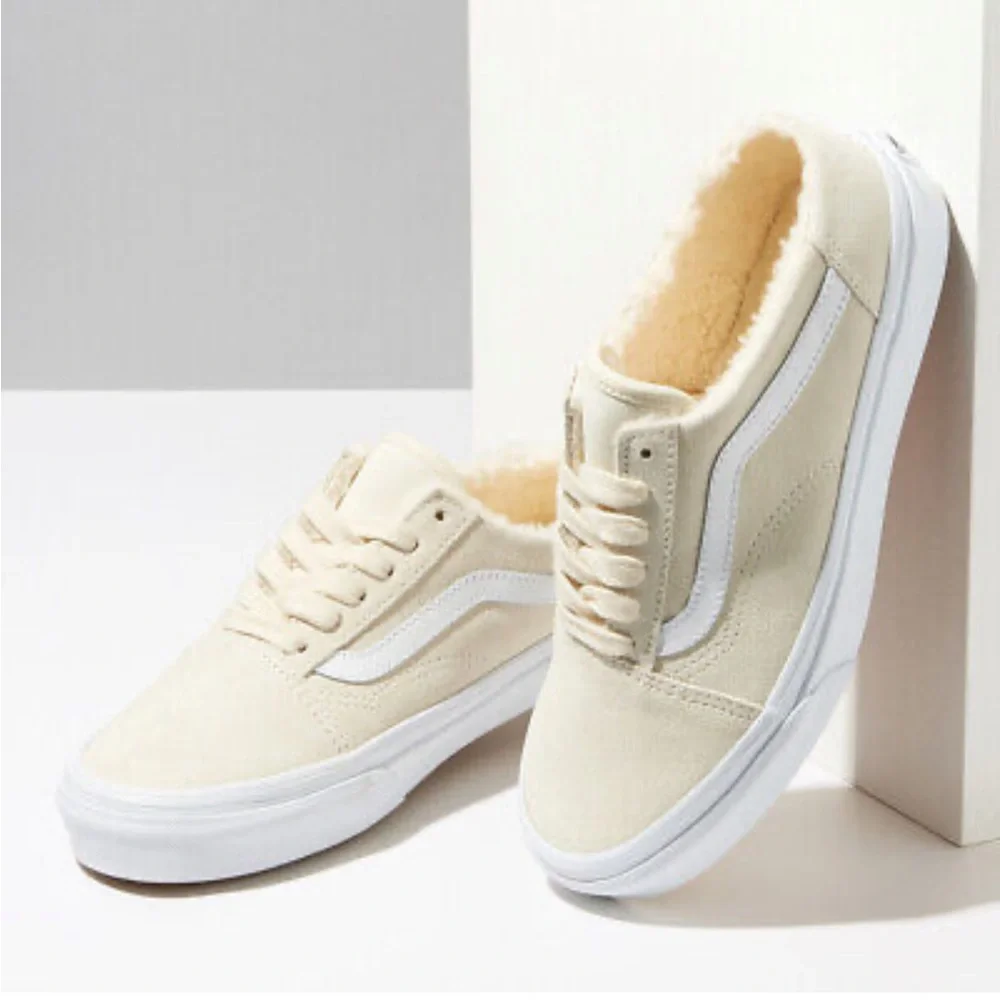 Vans - Picture 4 of 9